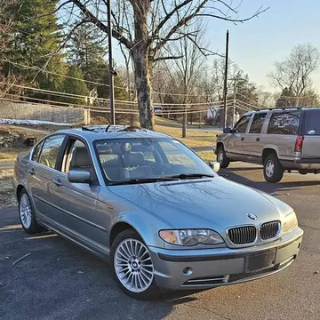 2003 BMW 3 Series 330xi Sedan