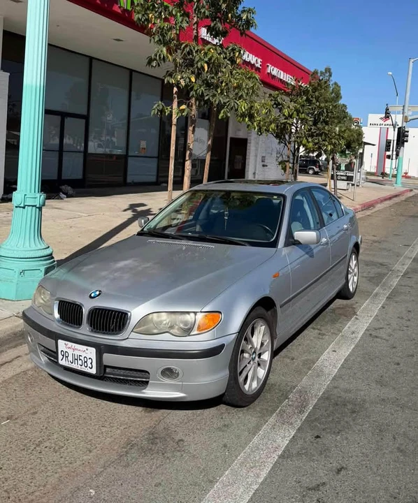 2003 BMW E46 330i & 330Ci - Image 4 of 5