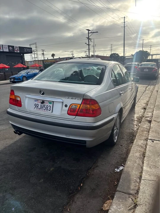 2003 BMW E46 330i & 330Ci - Image 3 of 5