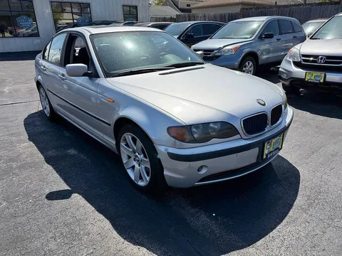 2003 BMW 325i