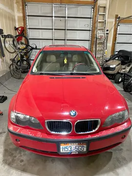 2003 BMW 325i Sedan
