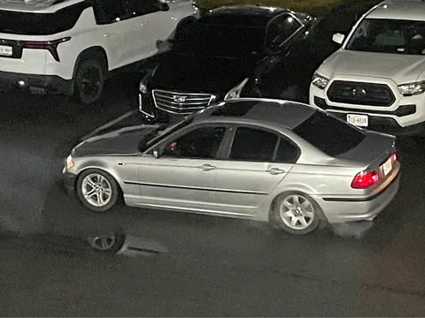 2003 BMW 3 Series 325i Sedan