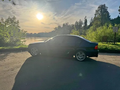2003 BMW 3 Series 325xi