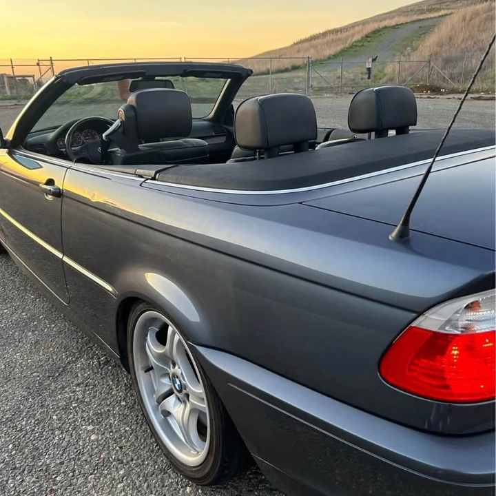 2003 BMW E46 330i & 330Ci - Image 13 of 16