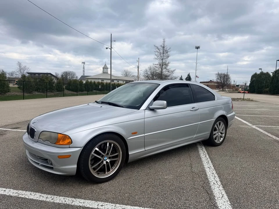 2003 BMW E46 330i & 330Ci - Image 3 of 7