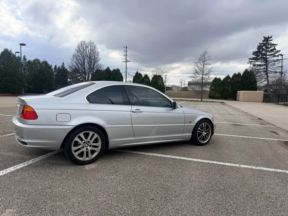 2003 BMW E46 330i & 330Ci - Image 2 of 7