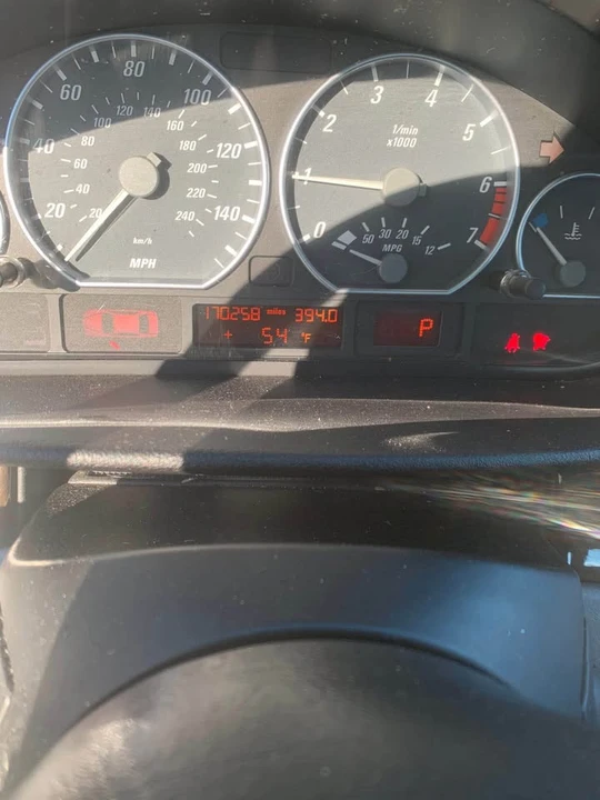 2003 BMW E46 330i & 330Ci - Image 6 of 9
