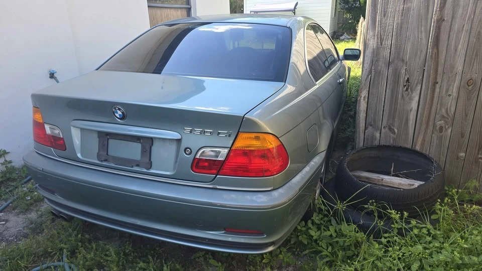2003 BMW E46 330i & 330Ci - Image 11 of 12