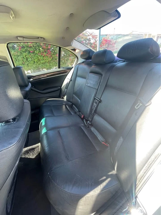 2003 BMW E46 330i & 330Ci - Image 7 of 17