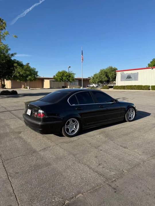 2003 BMW E46 330i & 330Ci - Image 4 of 8