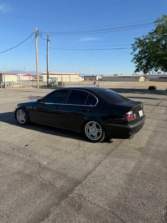 2003 BMW E46 330i & 330Ci - Image 3 of 8
