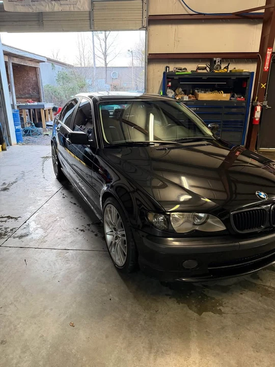 2003 BMW E46 330i & 330Ci - Image 2 of 8