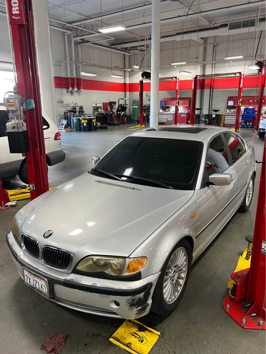 2003 BMW E46 330i & 330Ci - Image 4 of 7