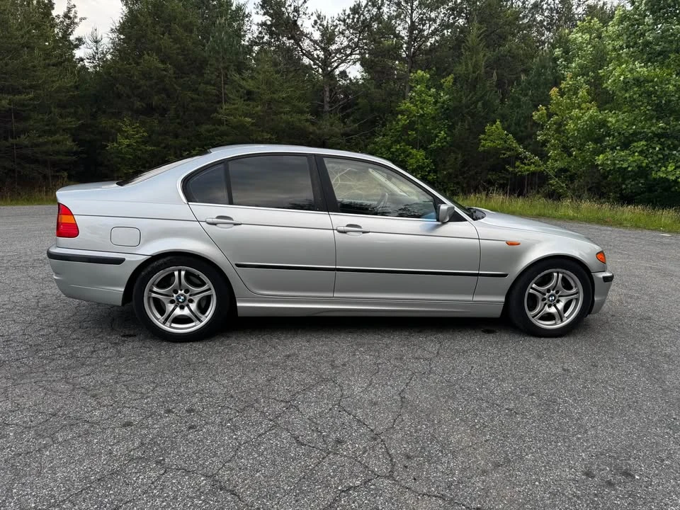 2003 BMW E46 330i & 330Ci - Image 3 of 17