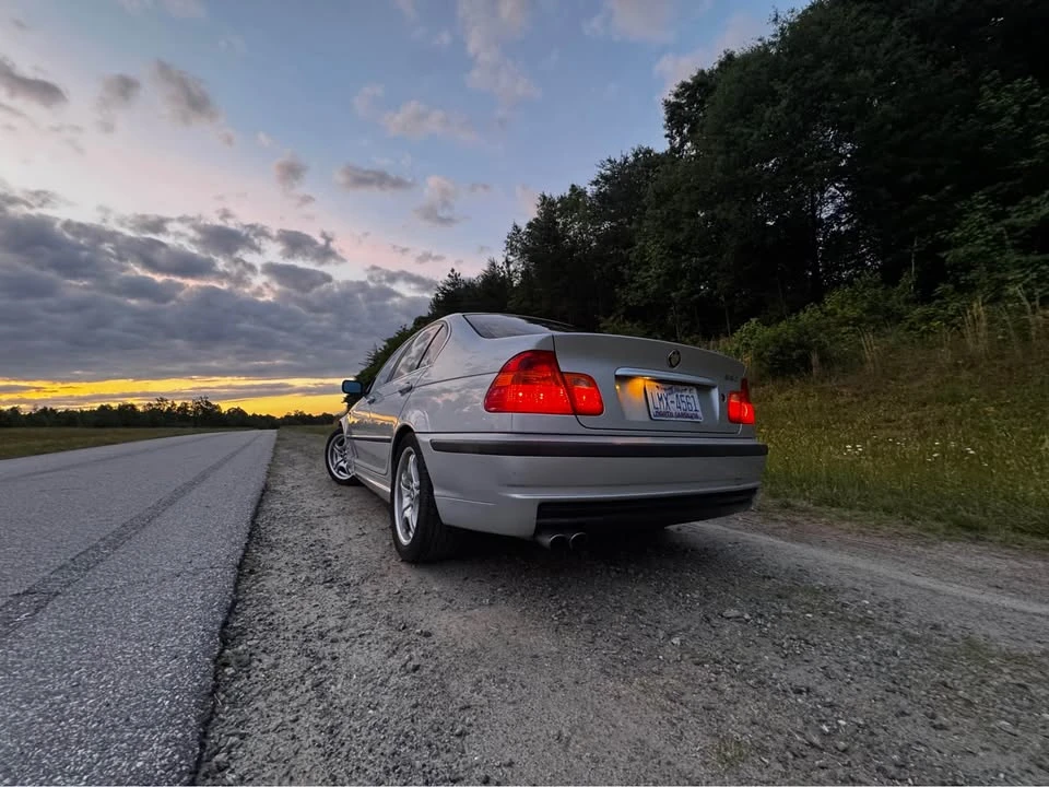 2003 BMW E46 330i & 330Ci - Image 17 of 17