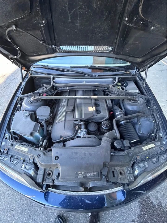 2003 BMW E46 330i & 330Ci - Image 7 of 7