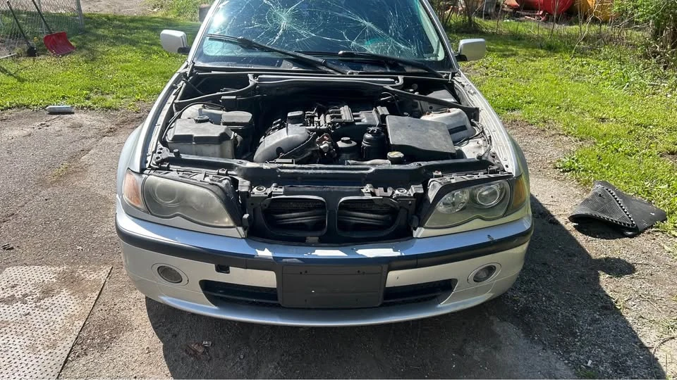 2003 BMW E46 330i & 330Ci - Image 2 of 12