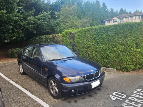 2003 BMW 320i Sedan