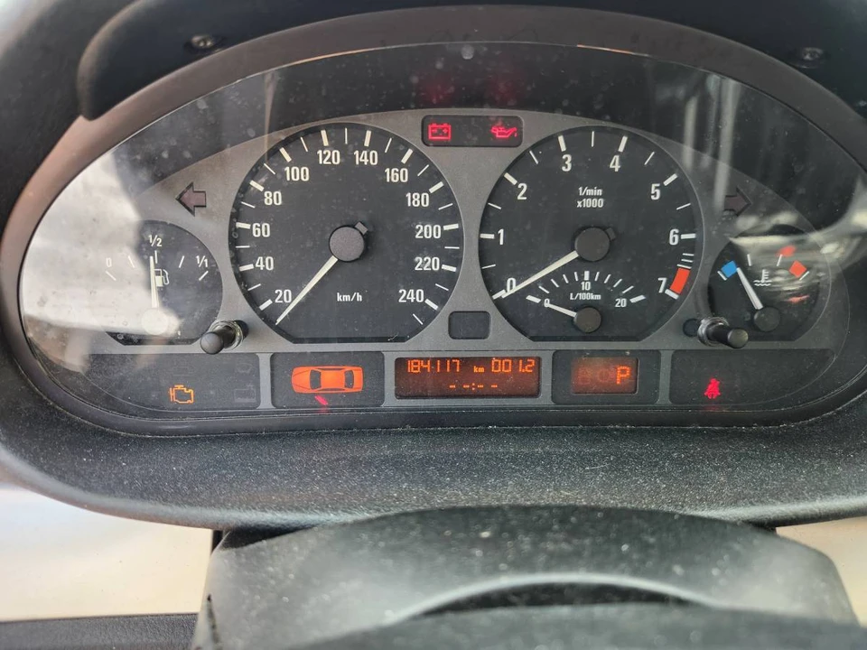 2003 BMW E46 3 Series - Image 8 of 10