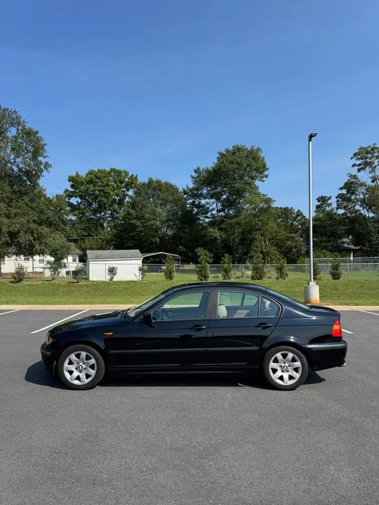 2003 BMW E46 3 Series - Image 3 of 16