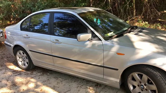 2003 BMW 325i