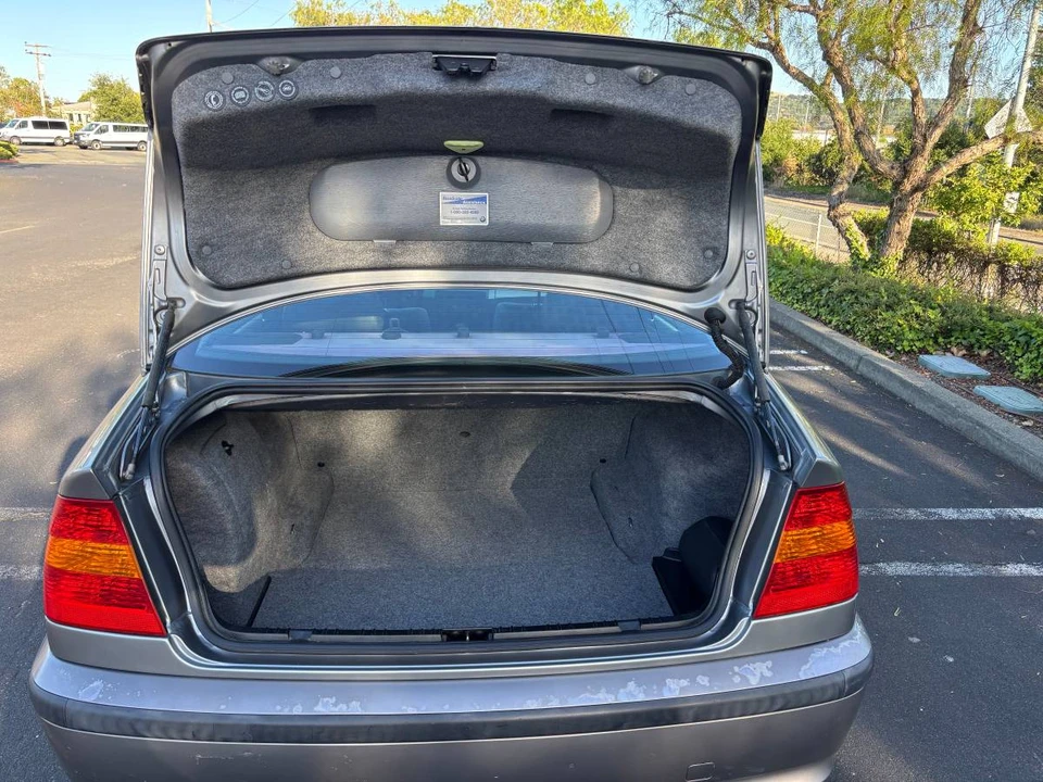 2003 BMW E46 3 Series - Image 17 of 24