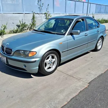 2003 BMW 325i Sedan