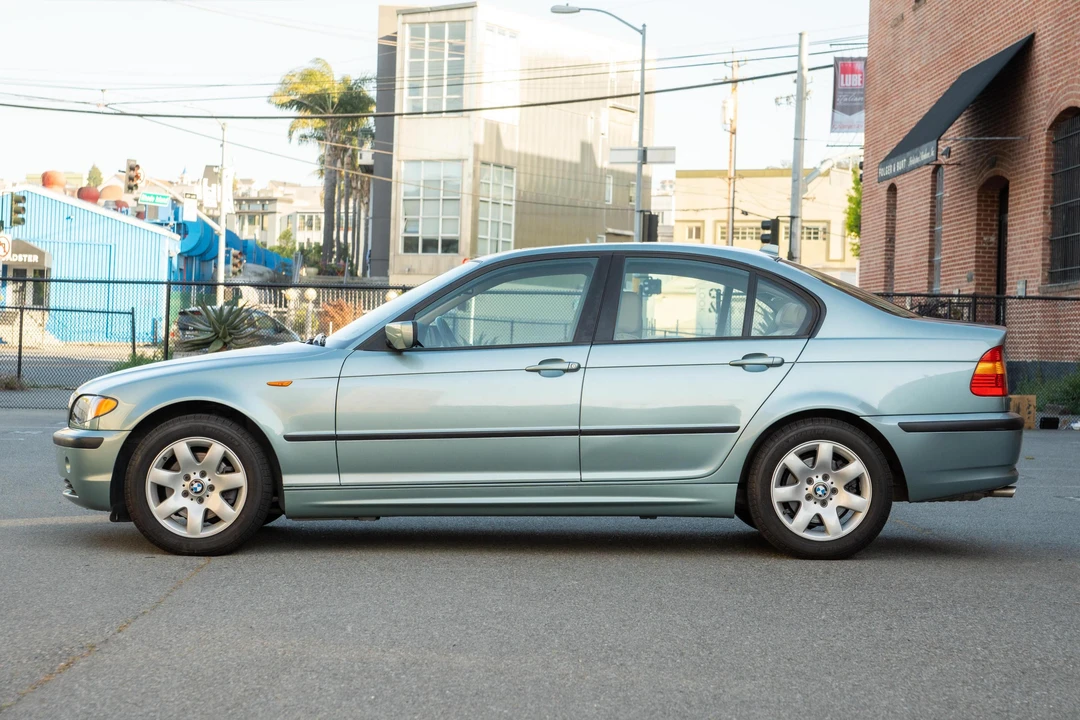 2003 BMW E46 3 Series - Image 3 of 31