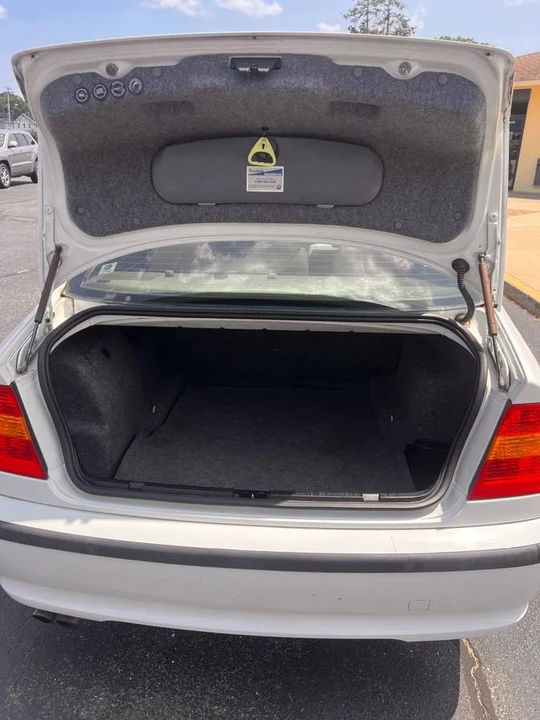 2003 BMW E46 3 Series - Image 9 of 19