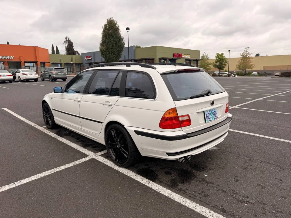 2003 BMW E46 3 Series - Image 4 of 17