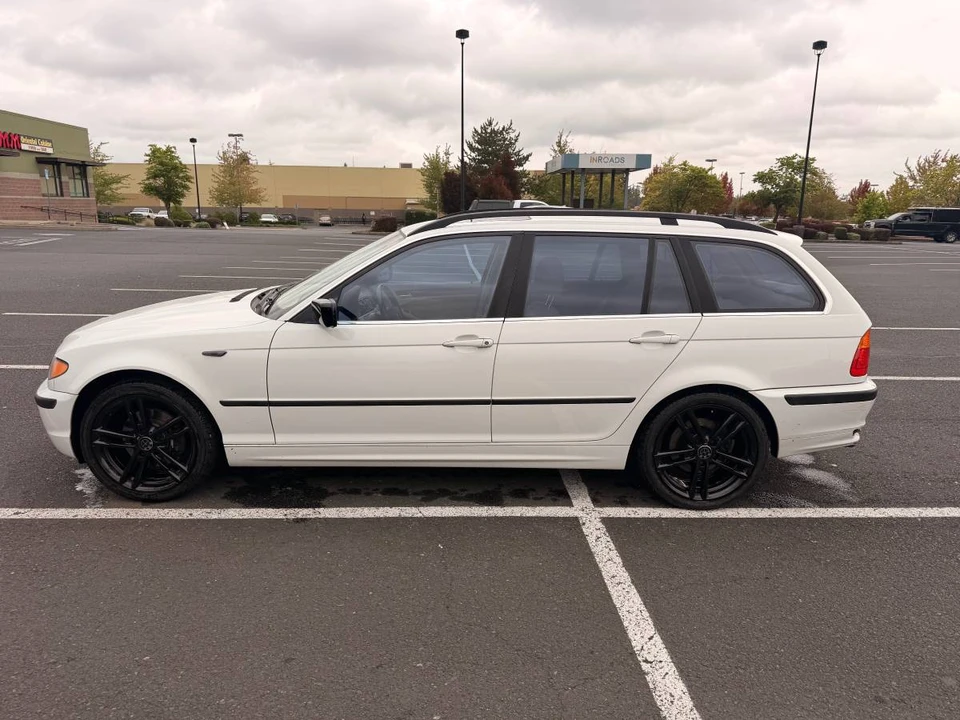 2003 BMW E46 3 Series - Image 3 of 17
