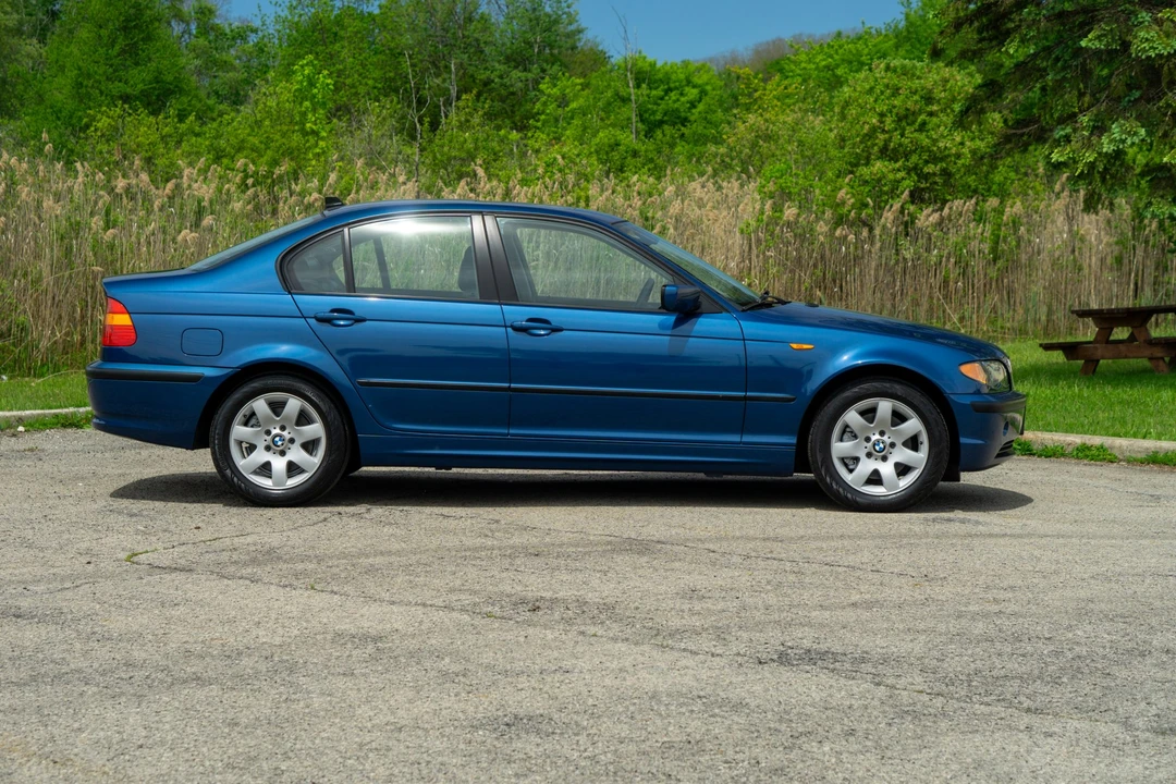 2003 BMW - Image 9 of 31