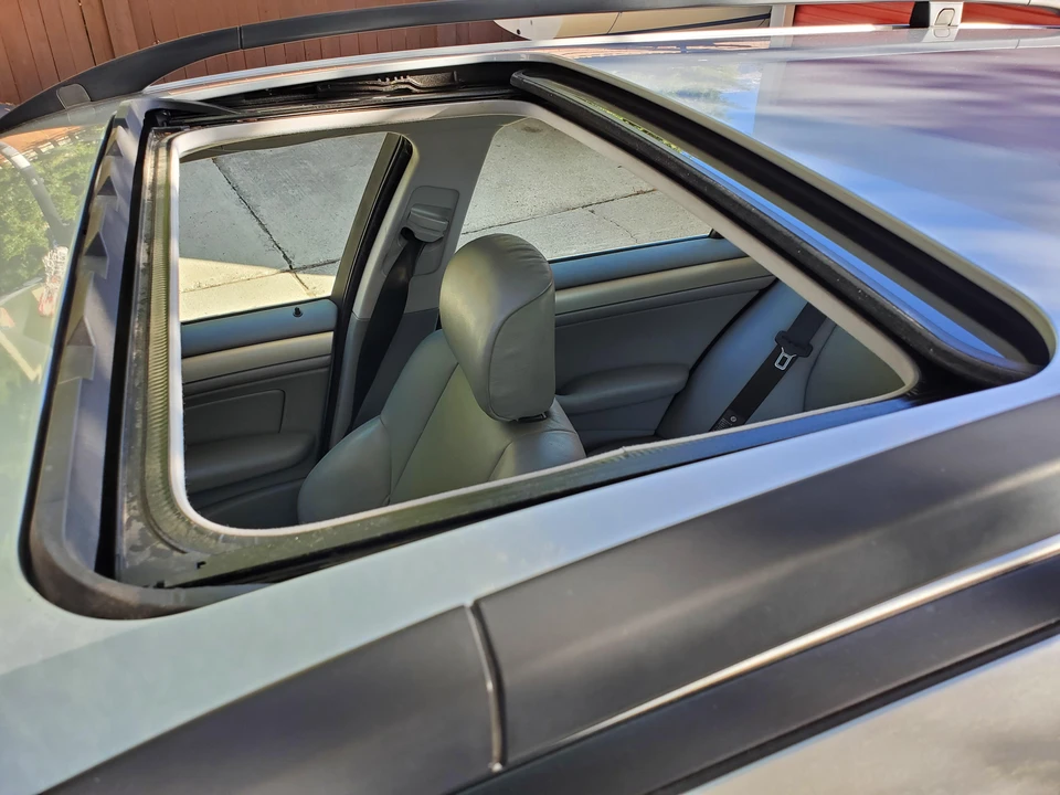 2003 BMW E46 3 Series - Image 28 of 29