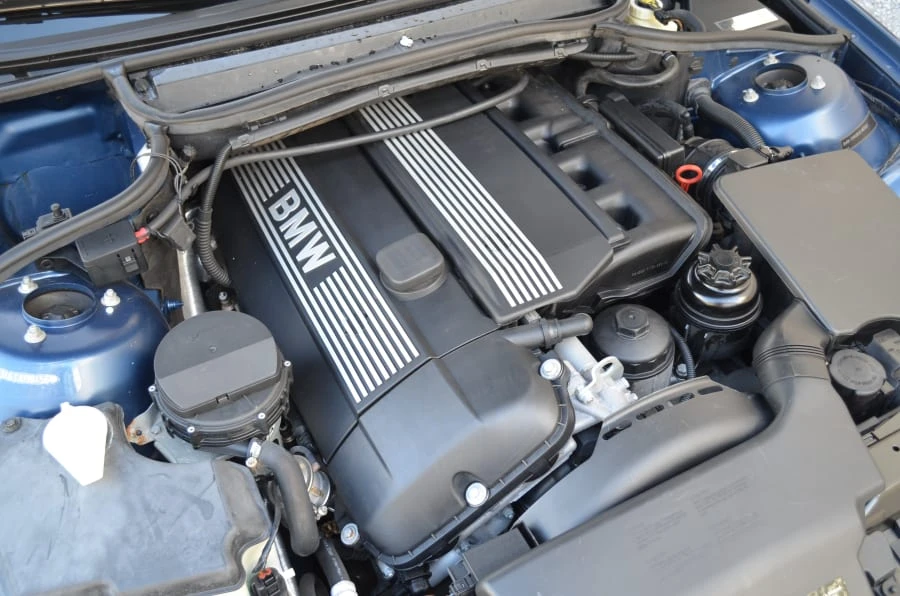 2003 BMW E46 330i & 330Ci - Image 5 of 6