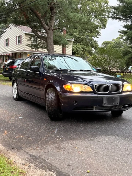 2003 BMW E46 330i & 330Ci - Image 5 of 10