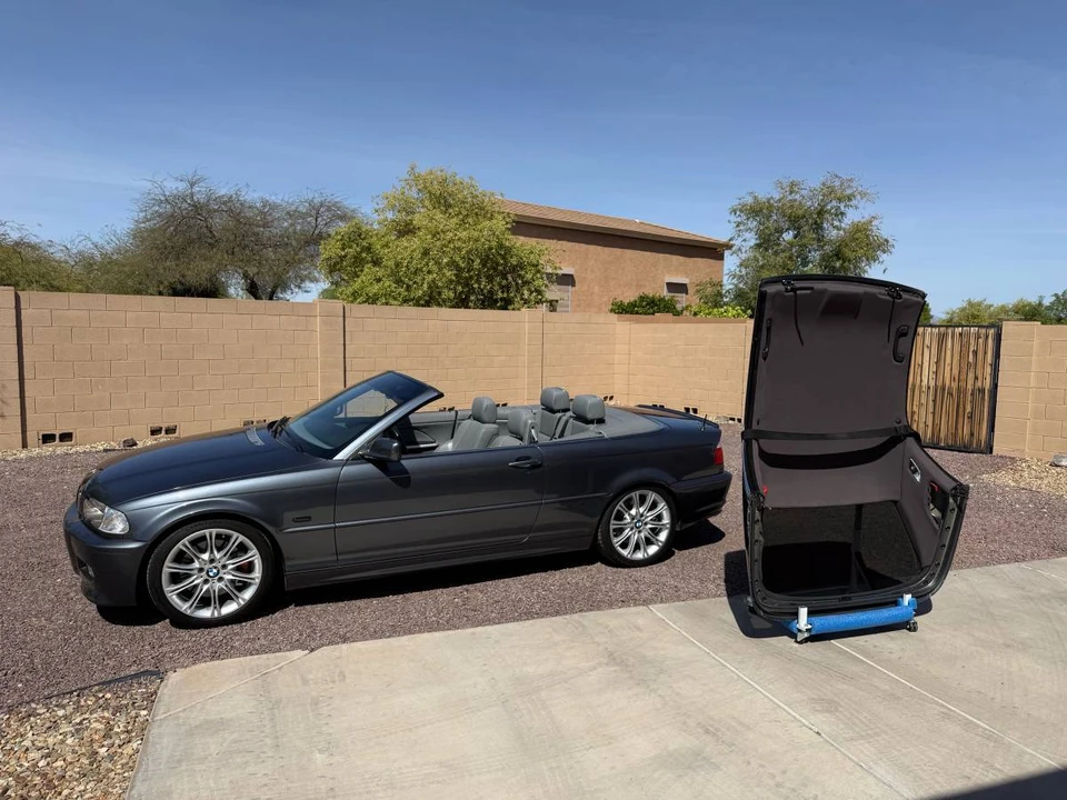 2003 BMW E46 330i & 330Ci - Image 16 of 24