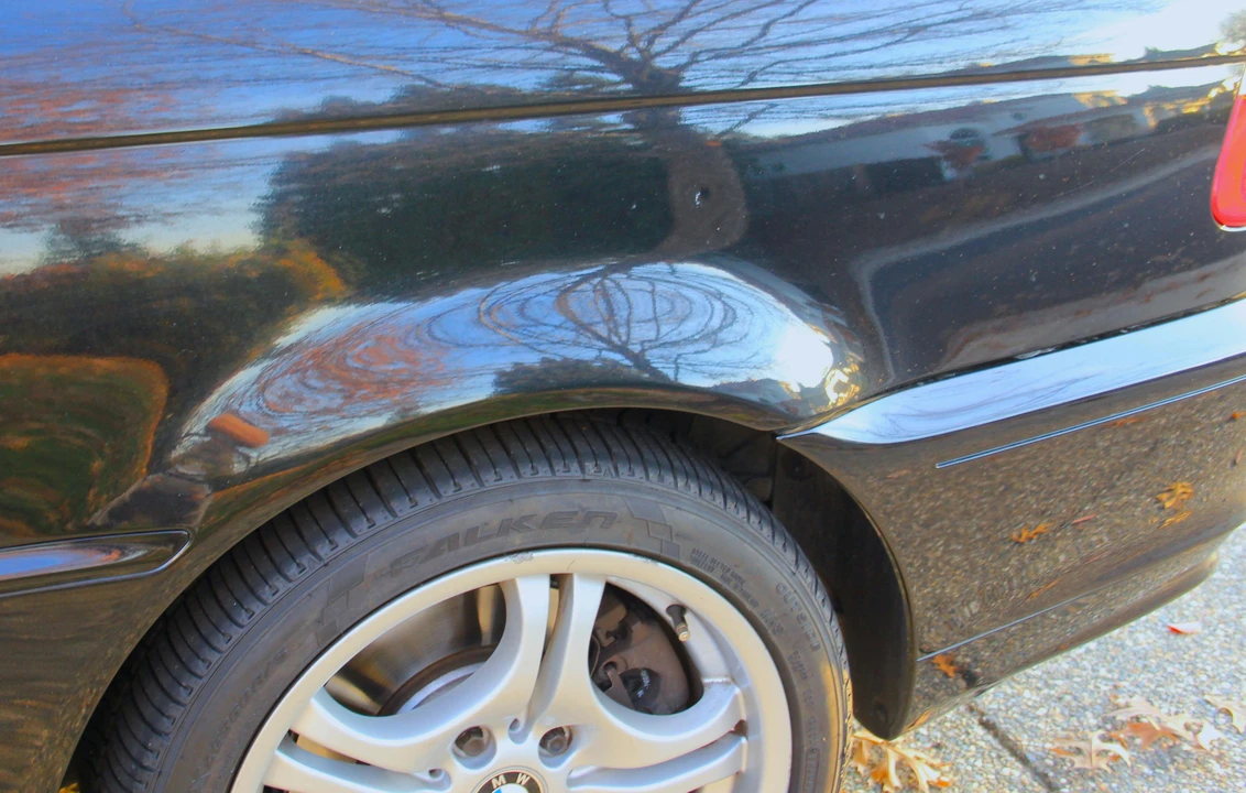 2003 BMW E46 330i & 330Ci - Image 5 of 31