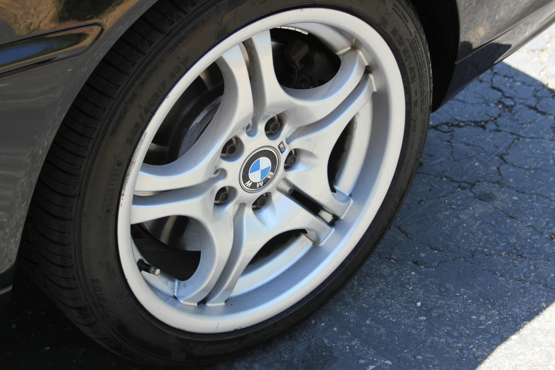 2003 BMW E46 330i & 330Ci - Image 10 of 31