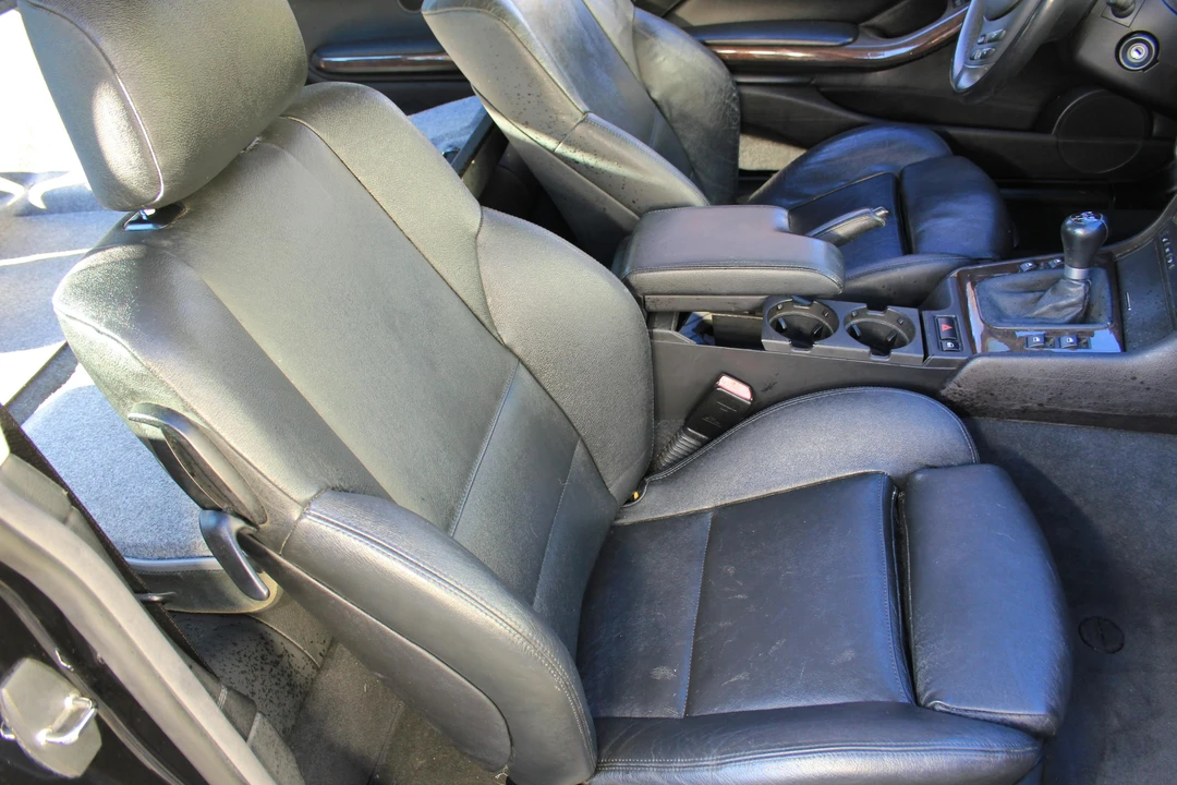 2003 BMW E46 330i & 330Ci - Image 22 of 31