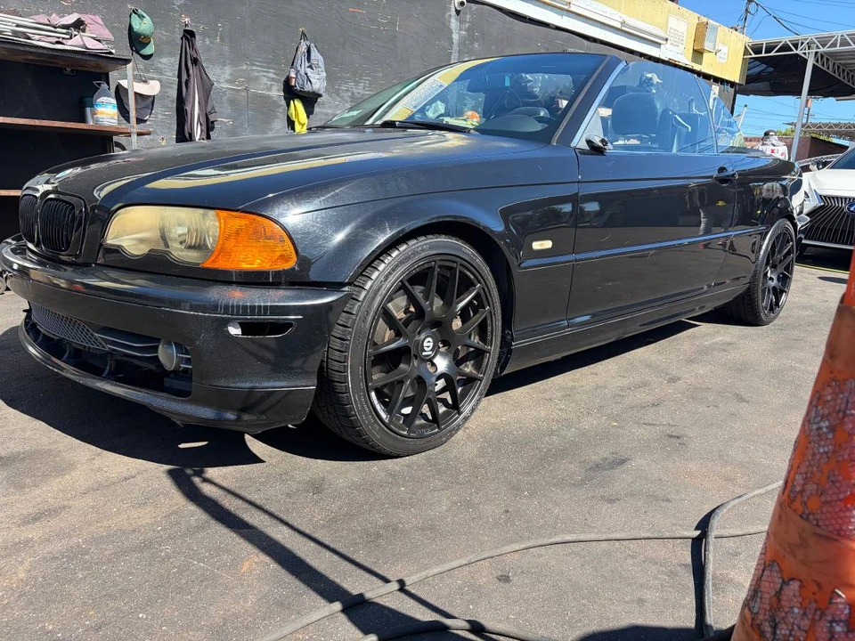 2003 BMW E46 330i & 330Ci - Image 6 of 14