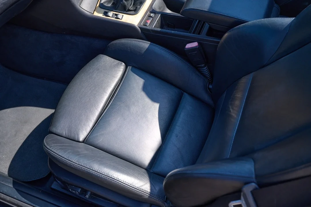 2003 BMW E46 330i & 330Ci - Image 10 of 30