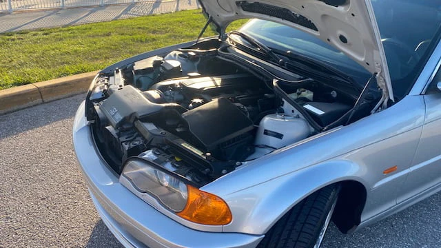 2003 BMW E46 330i & 330Ci - Image 7 of 17
