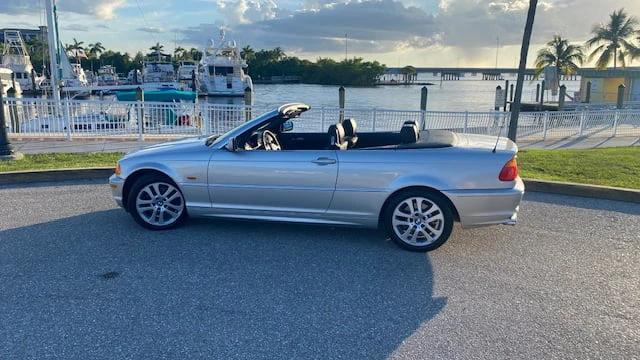 2003 BMW E46 330i & 330Ci - Image 9 of 17