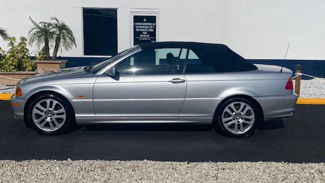 2003 BMW E46 330i & 330Ci - Image 15 of 17