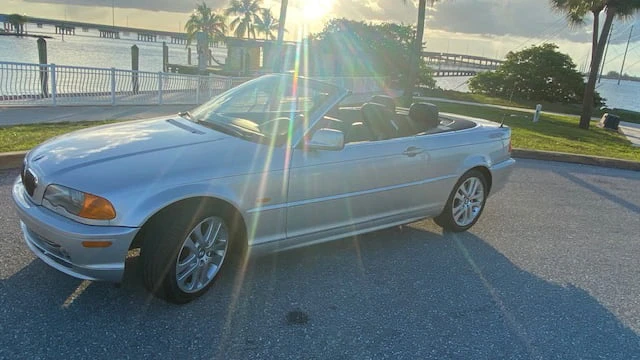 2003 BMW E46 330i & 330Ci - Image 16 of 17