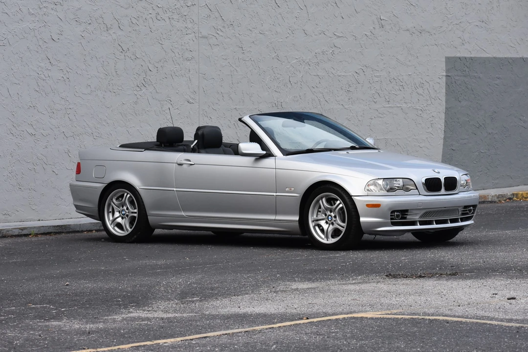 2003 BMW E46 330i & 330Ci - Image 2 of 31