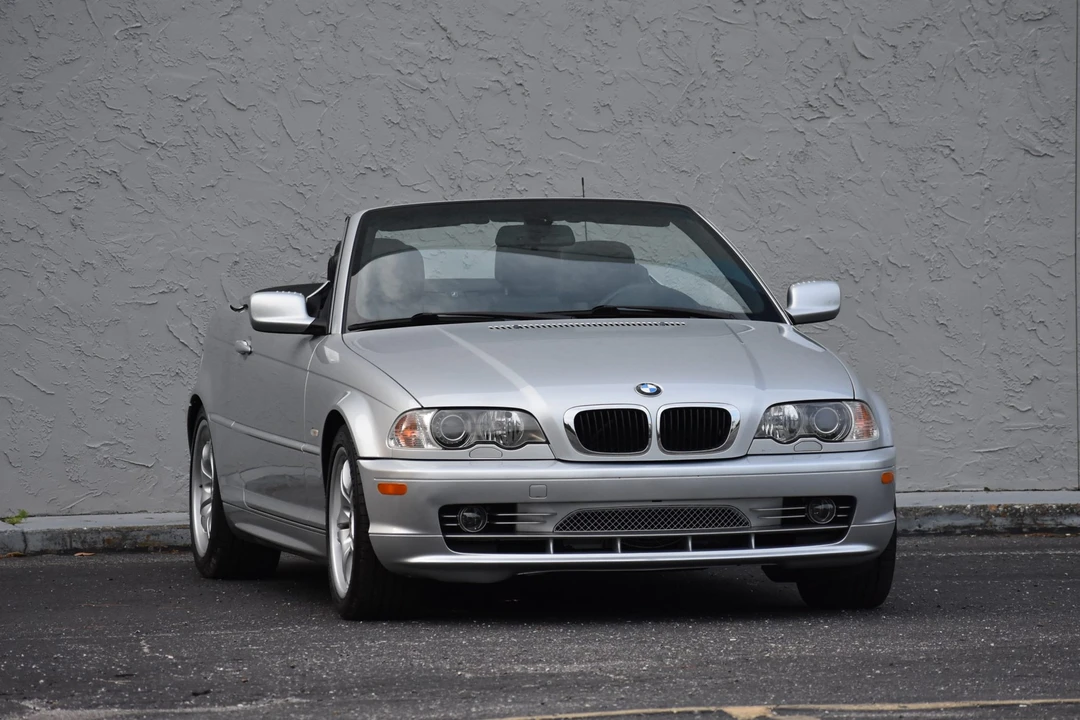 2003 BMW E46 330i & 330Ci - Image 5 of 31