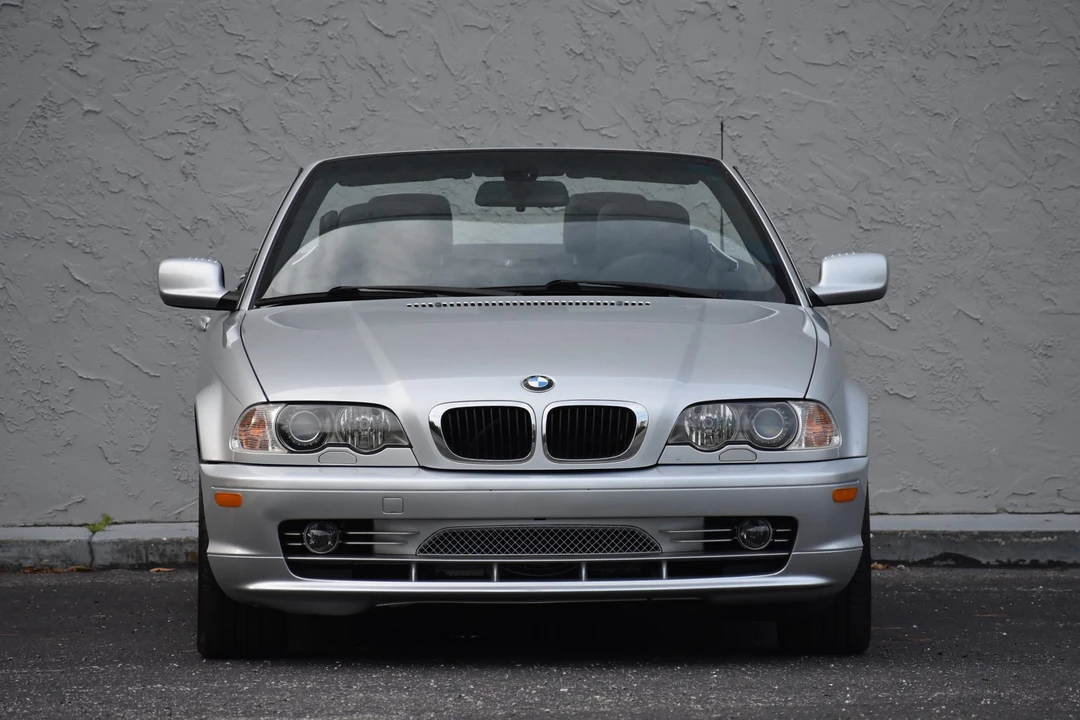 2003 BMW E46 330i & 330Ci - Image 7 of 31