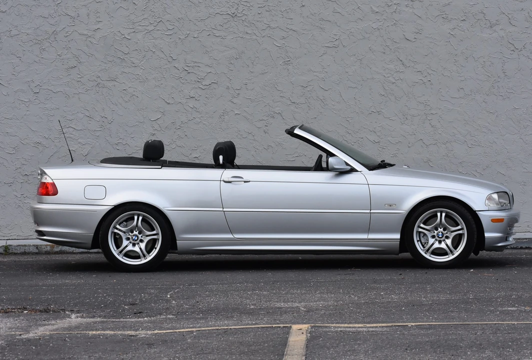 2003 BMW E46 330i & 330Ci - Image 25 of 31