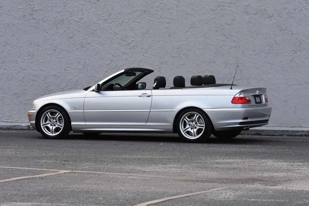 2003 BMW E46 330i & 330Ci - Image 15 of 31